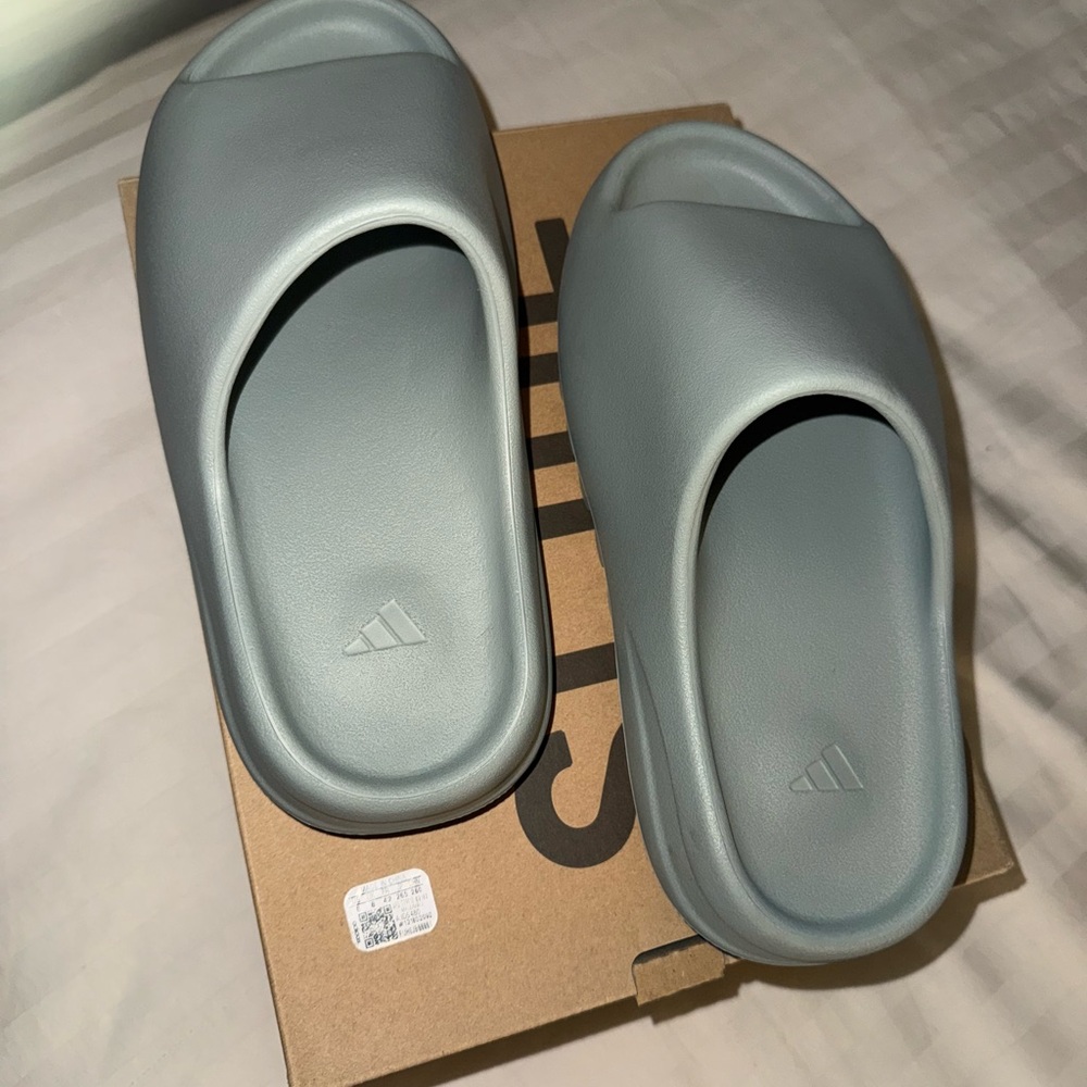 Yeezy Adidas Slides - Salt